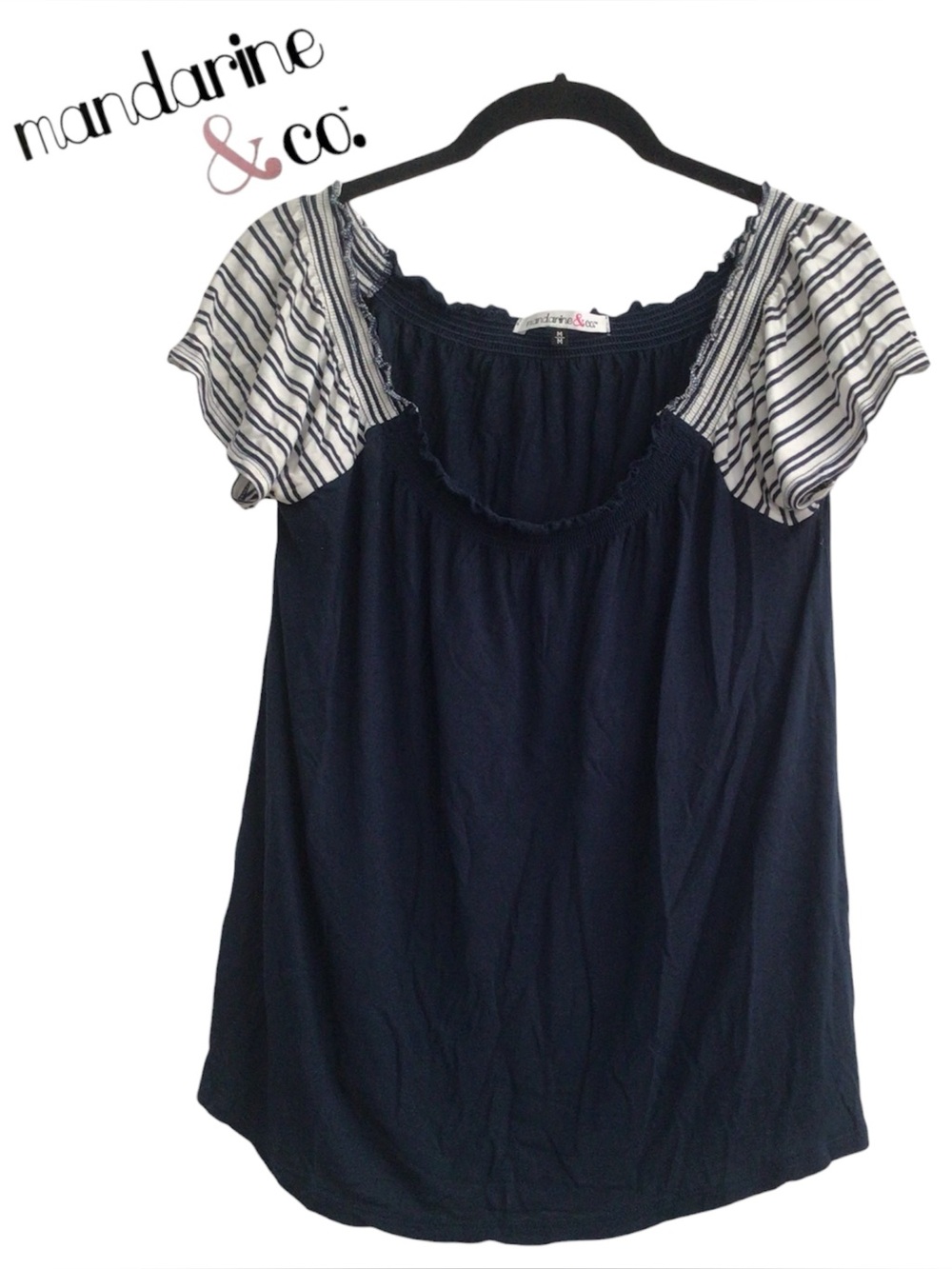 🌺MANDARINE & Co. Navy Short Sleeve Scoop Neck Top with Striped Puff Sleeves